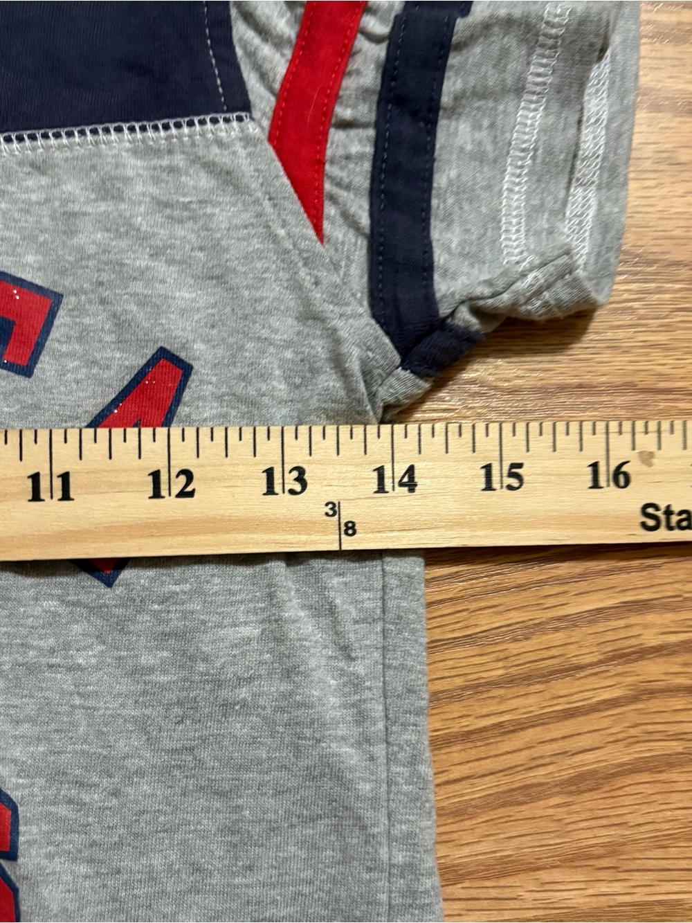 Stitches MLB Atlanta Braves Glitter Graphic Baseball Shirt Women’s Small - Picture 6 of 8